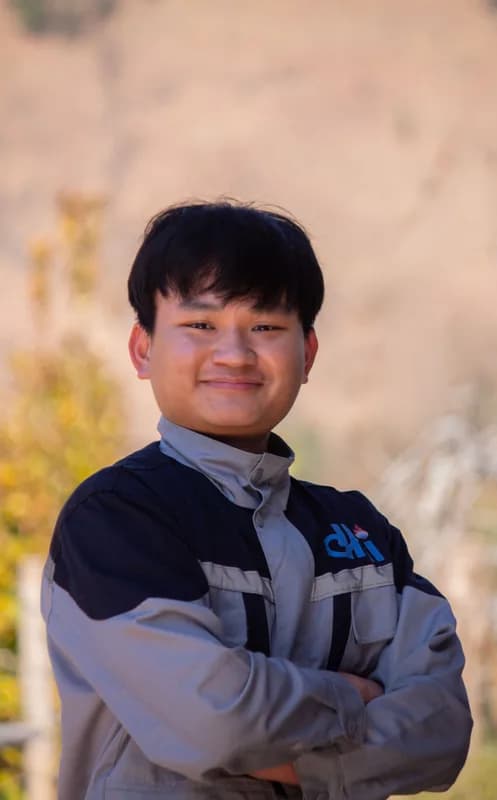Lhendup Dorji, Associate Analyst